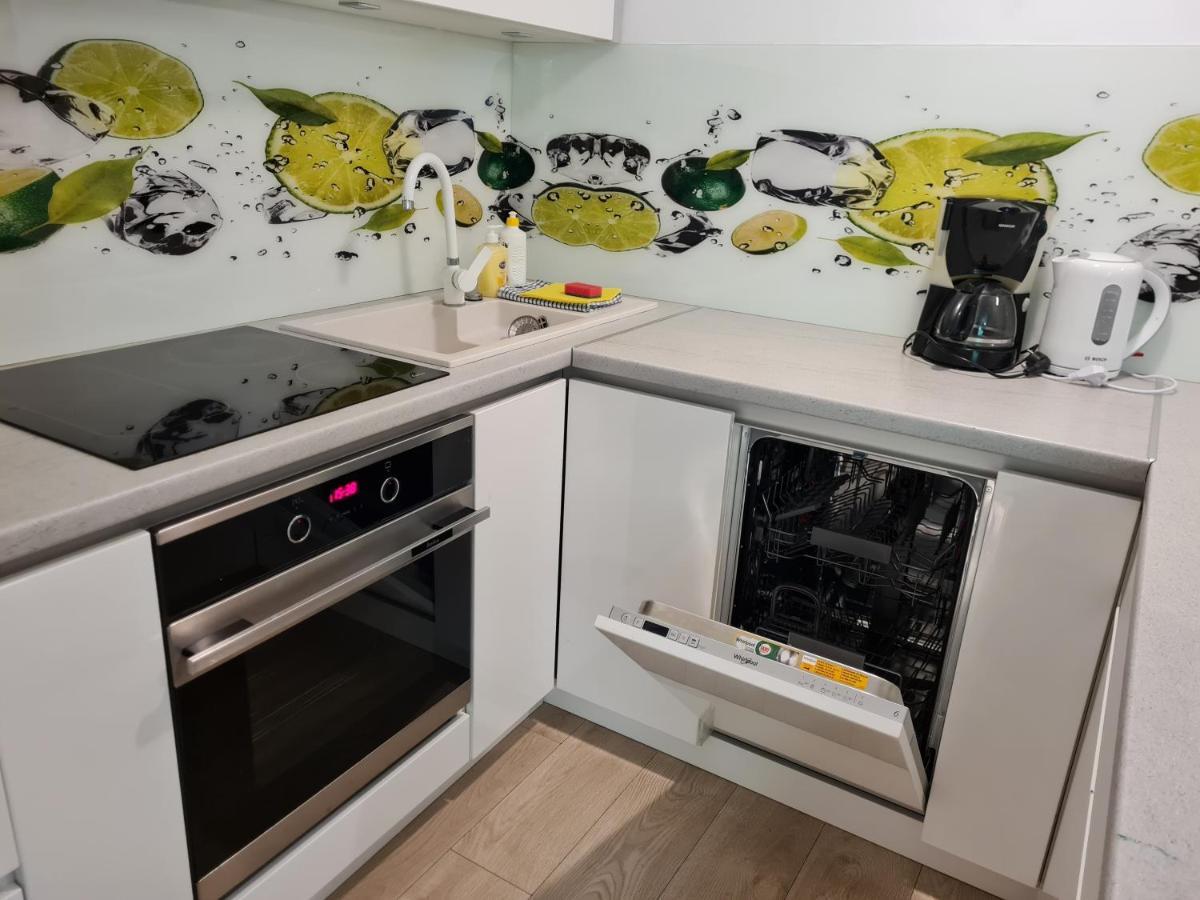 Apartamentyprzymorzu Apartament Z Basenem I Bawialnia Kołobrzeg Exteriör bild