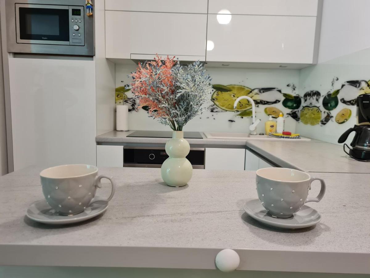 Apartamentyprzymorzu Apartament Z Basenem I Bawialnia Kołobrzeg Exteriör bild