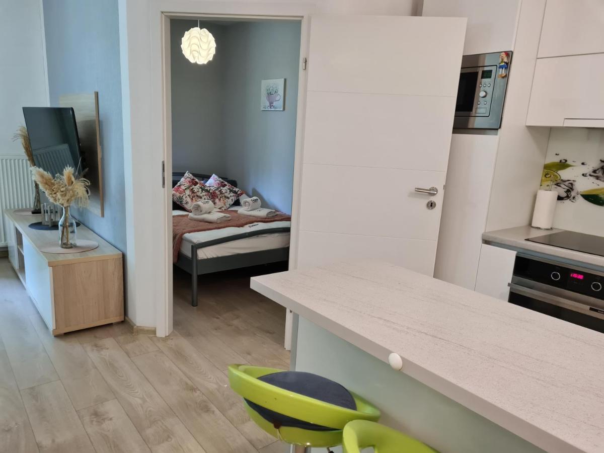 Apartamentyprzymorzu Apartament Z Basenem I Bawialnia Kołobrzeg Exteriör bild