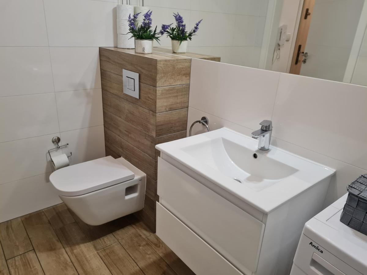 Apartamentyprzymorzu Apartament Z Basenem I Bawialnia Kołobrzeg Exteriör bild